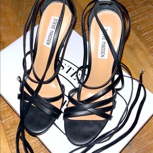 Steve Madden “Stunir” Open Toe Heels